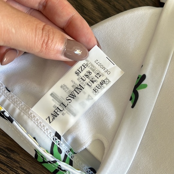 Zaful bikini top, size US 8 - Picture 3 of 3